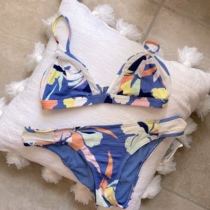 Roxy bathing suit